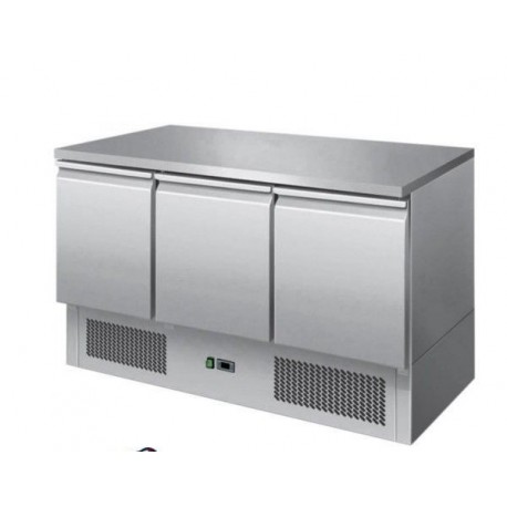 Saladette Tavolo Refrigerato Statica 3 porte - cm. 136,5x70x85h.
